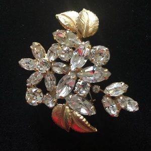 Weiss Vintage Brooch